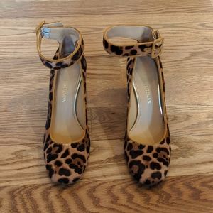 Stuart Weitzman mohair animal print round toe heels with ankle strap size 8